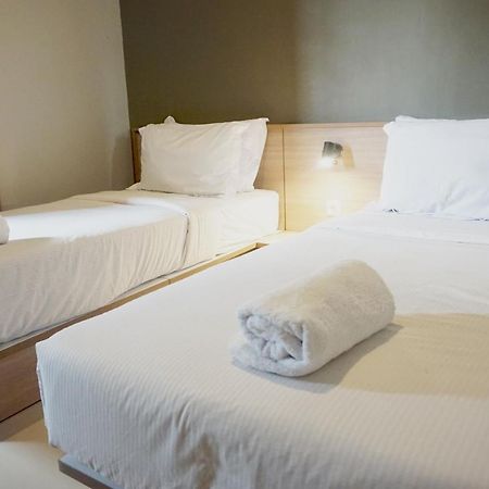 Kanna Stay Surabaya Exterior foto